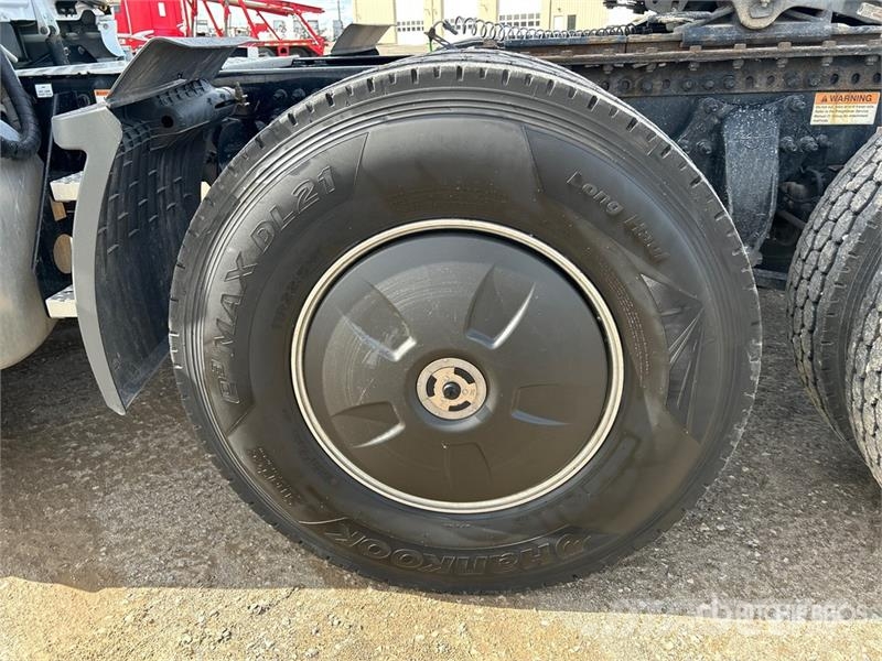Freightliner Cascadia 126 وحدات الجر