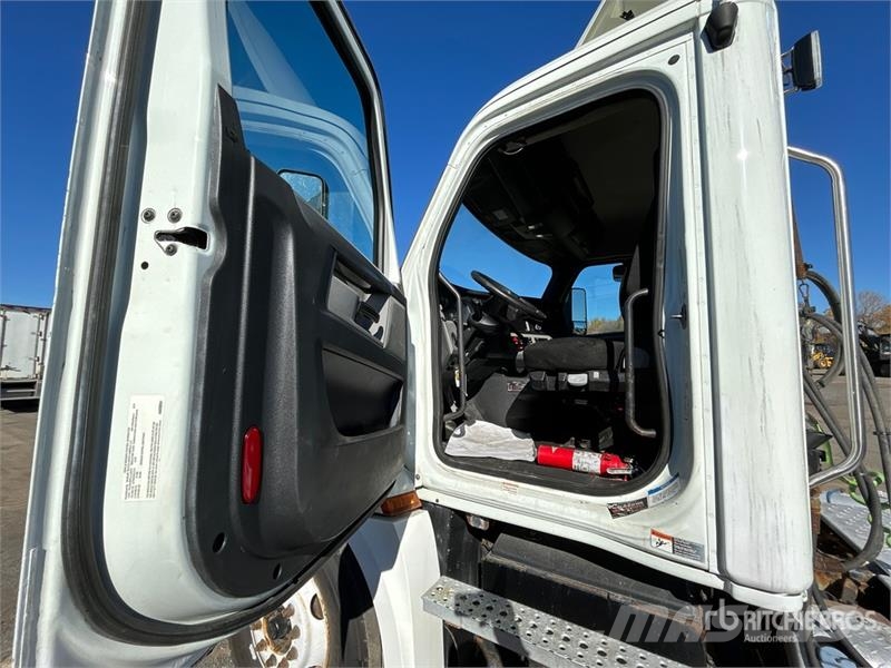 Freightliner Cascadia 126 Sattelzugmaschinen