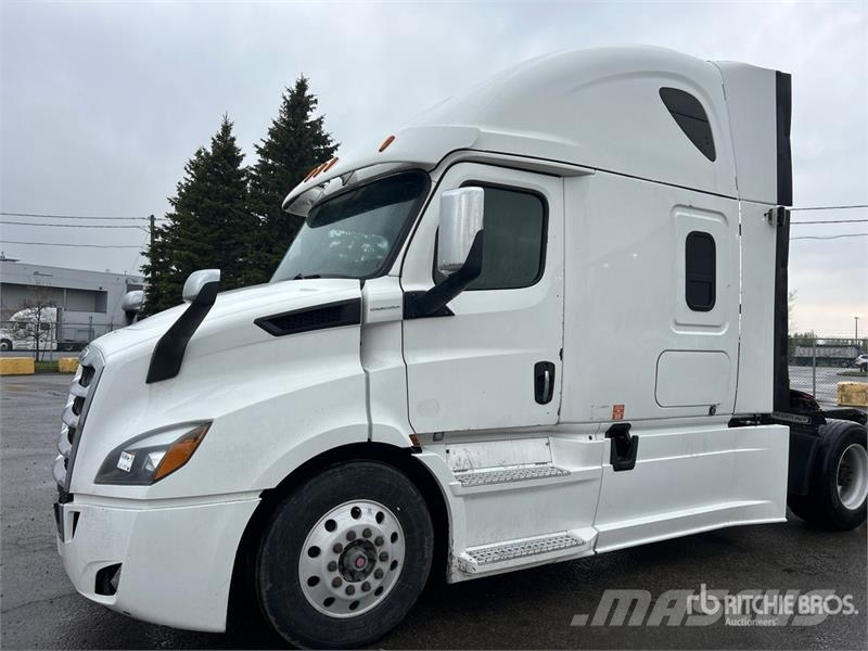 Freightliner Cascadia 116 Truck Tractor Units