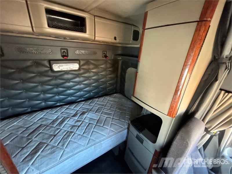 Freightliner Cascadia 113 Тягачі