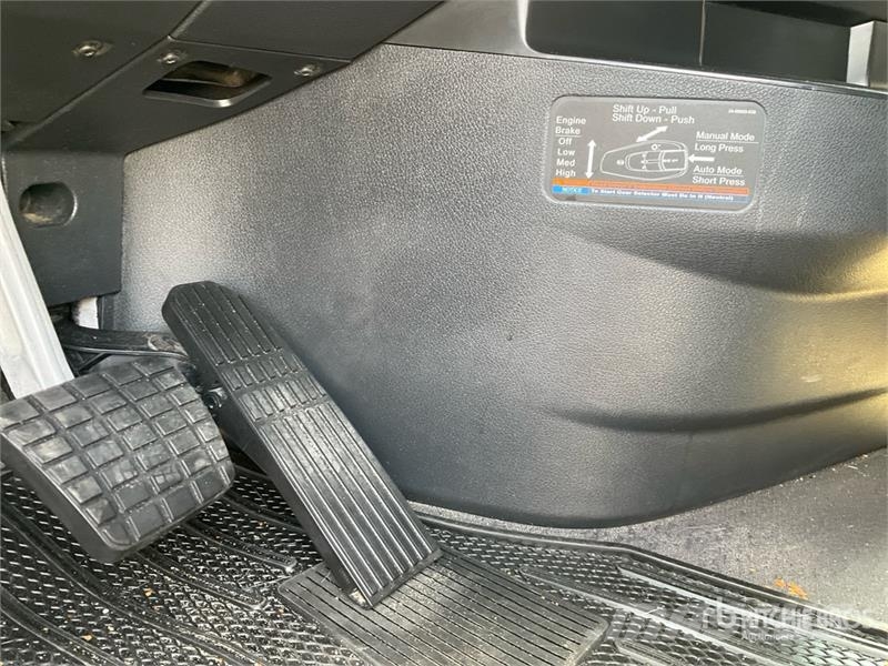 Freightliner Cascadia 126 Prime Movers