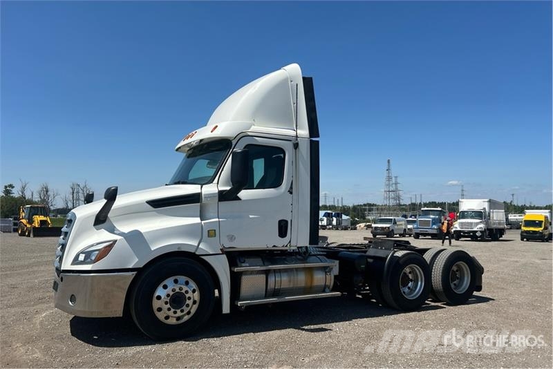 Freightliner Cascadia 126 Prime Movers
