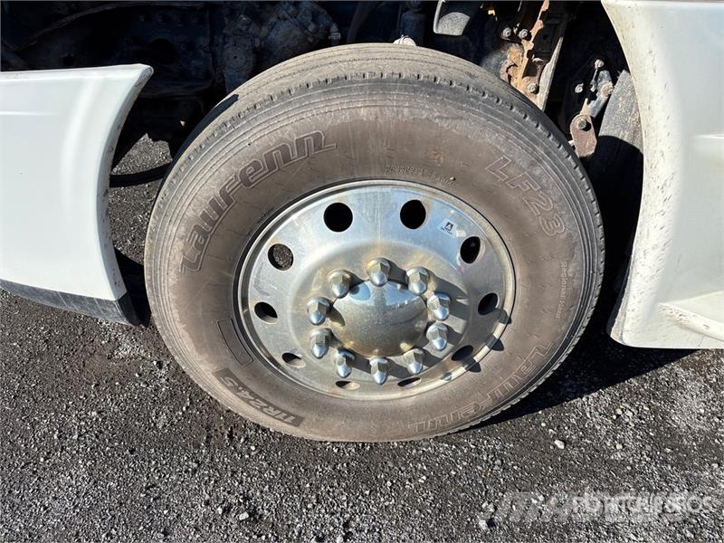 Freightliner Cascadia 125 曳引機組件