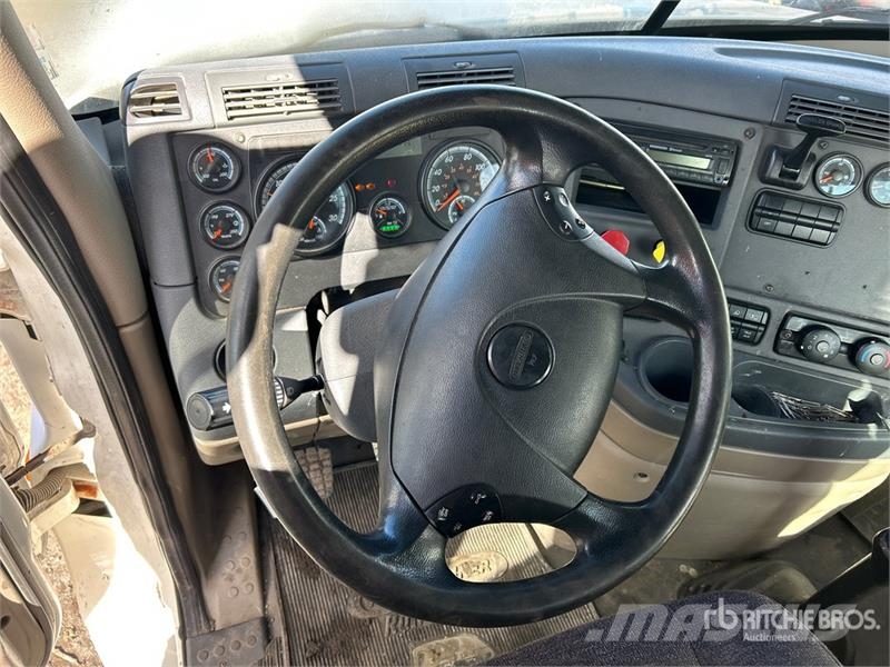 Freightliner Cascadia 125 Naudoti vilkikai