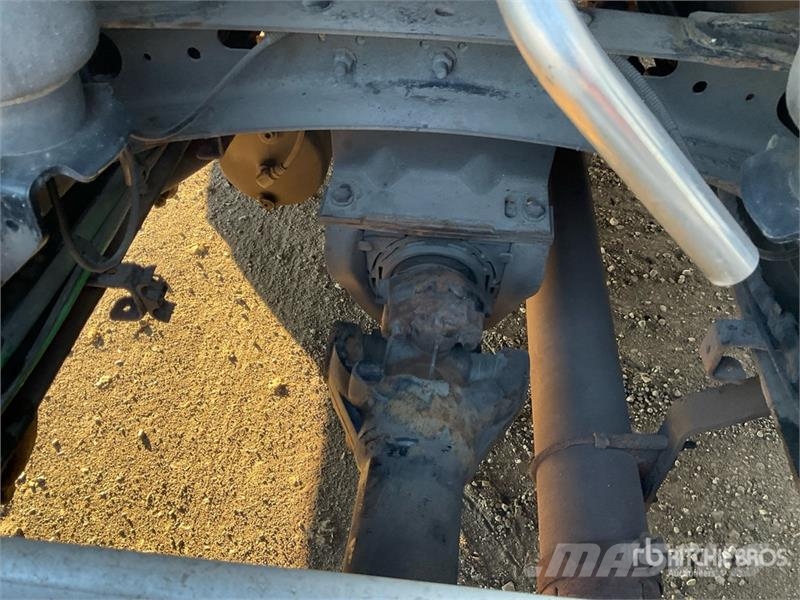 Freightliner Cascadia 126 6x4 T/A Sleeper Truck Tractor Motrici e Trattori Stradali