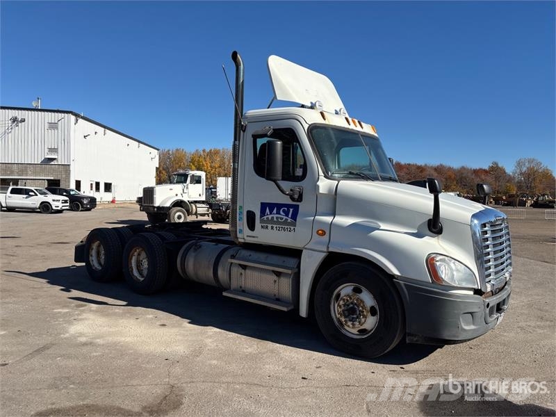 Freightliner Cascadia 125 وحدات الجر