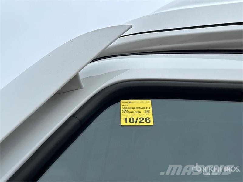 Freightliner Cascadia 126 وحدات الجر