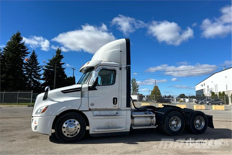 Freightliner Cascadia 126 曳引機組件