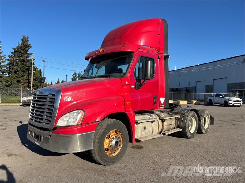 Freightliner Cascadia 125 Nyergesvontatók