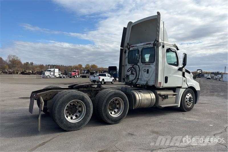 Freightliner Cascadia 126 曳引機組件