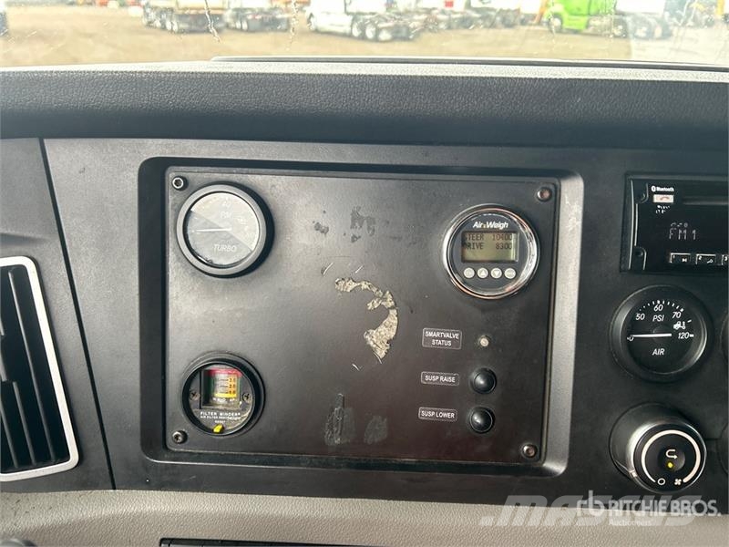 Freightliner Cascadia 116 Sadulveokid