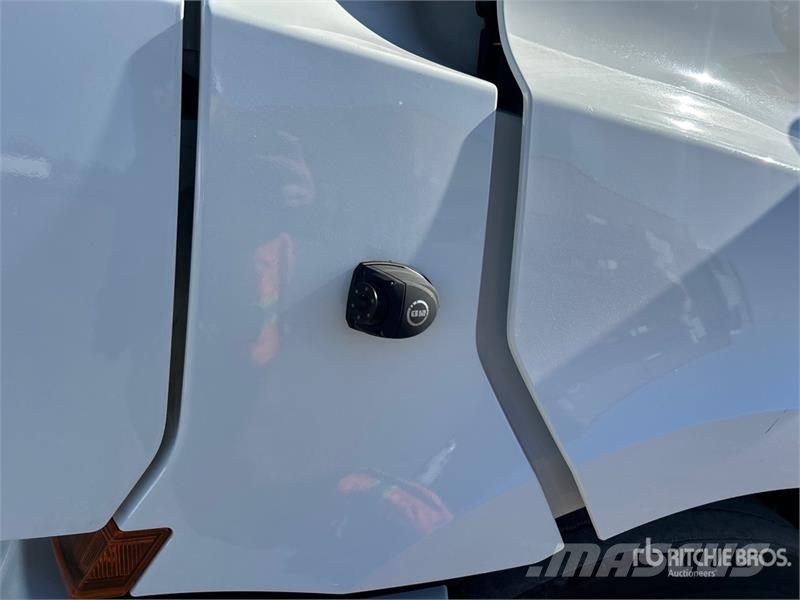 Freightliner Cascadia 126 Trekkers