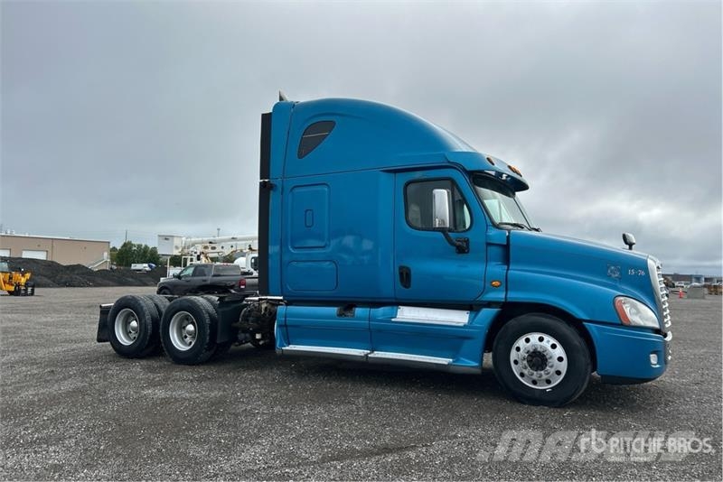 Freightliner Cascadia 125 Vetopöytäautot