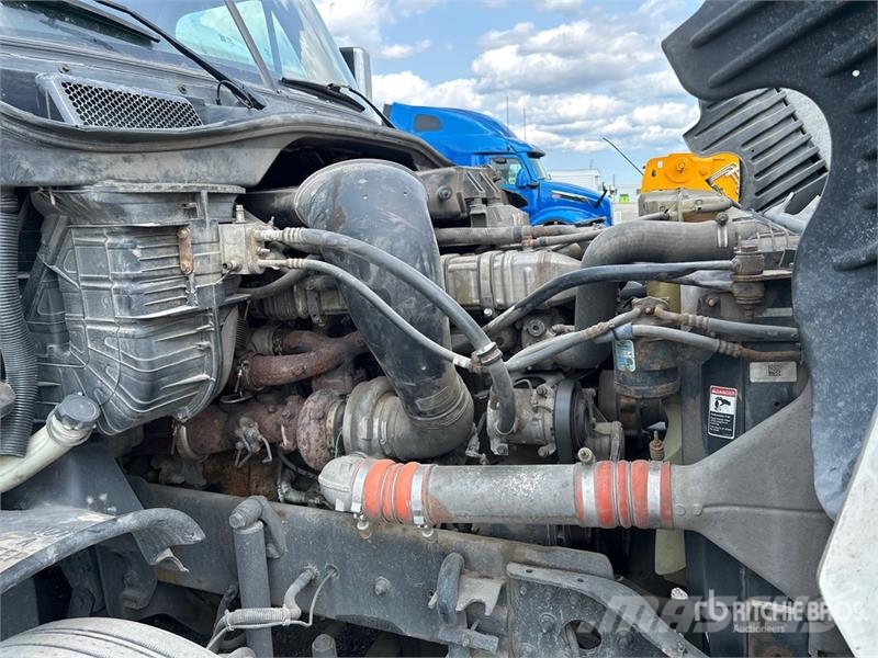 Freightliner Cascadia 125 6x4 T/A Sleeper Truck Tractor Motrici e Trattori Stradali