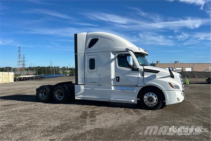 Freightliner Cascadia 126 6x4 T/A Sleeper Truck Tractor Седельные тягачи