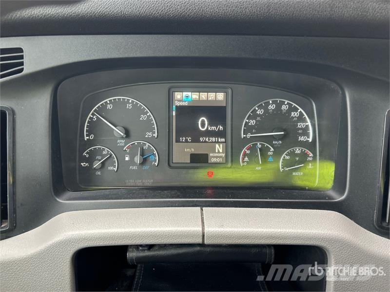 Freightliner Cascadia 126 Prime Movers