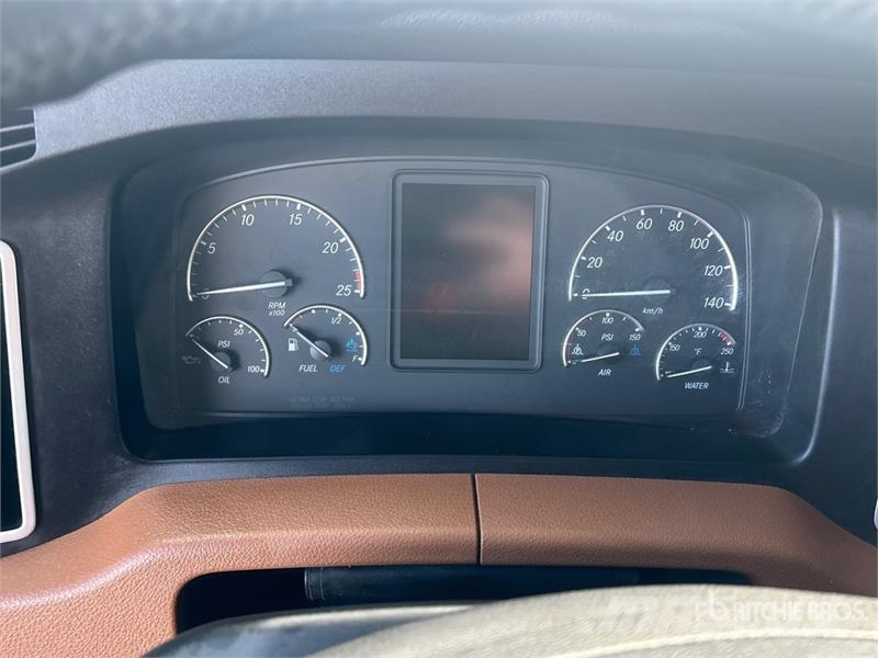 Freightliner Cascadia 126 وحدات الجر