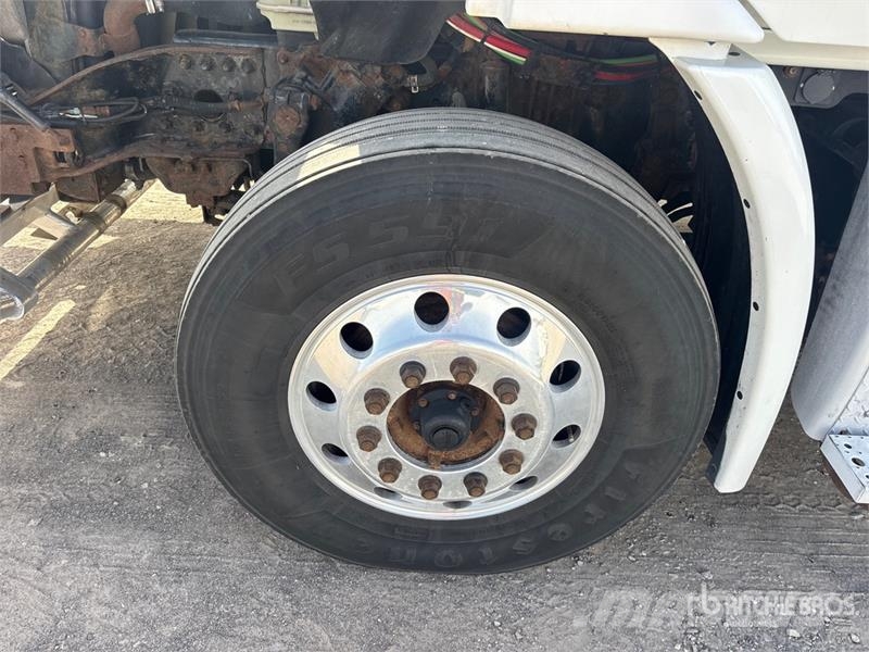 Freightliner Cascadia 113 Motrici e Trattori Stradali
