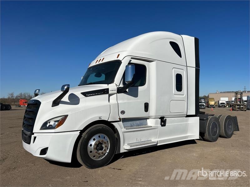Freightliner Cascadia 126 وحدات الجر