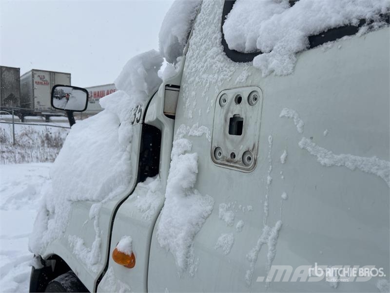 Freightliner Cascadia 125 Тягачі