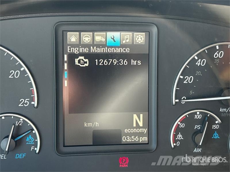 Freightliner Cascadia 126 Trekkers