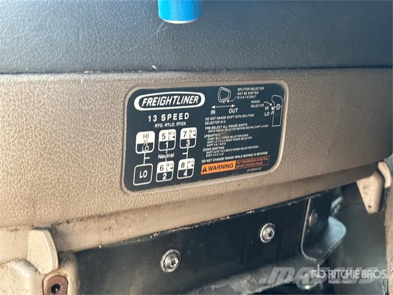 Freightliner Cascadia 125 Vetopöytäautot