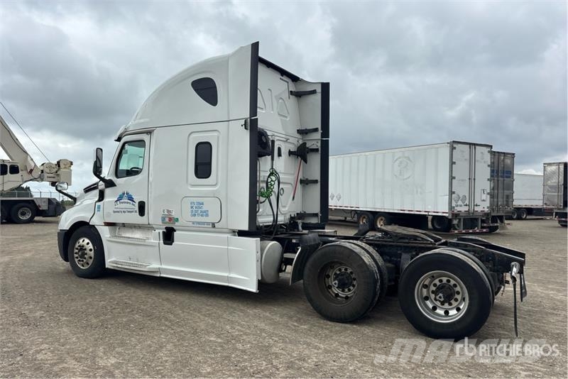 Freightliner Cascadia 126 Prime Movers