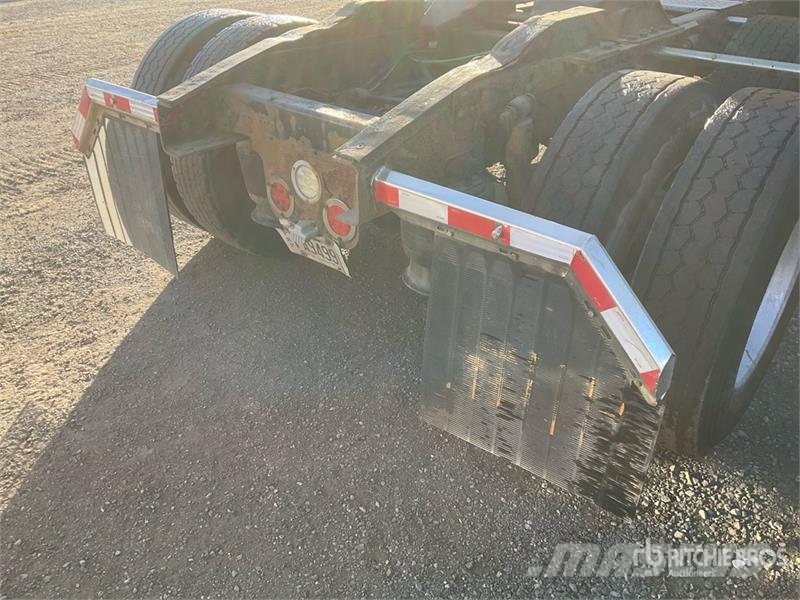 Freightliner Cascadia 125 6x4 Evolution T/A Sleeper Truck Tract Влекачи