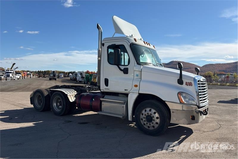Freightliner Cascadia 125 وحدات الجر