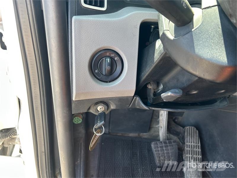 Freightliner Cascadia 126 Tractor Units