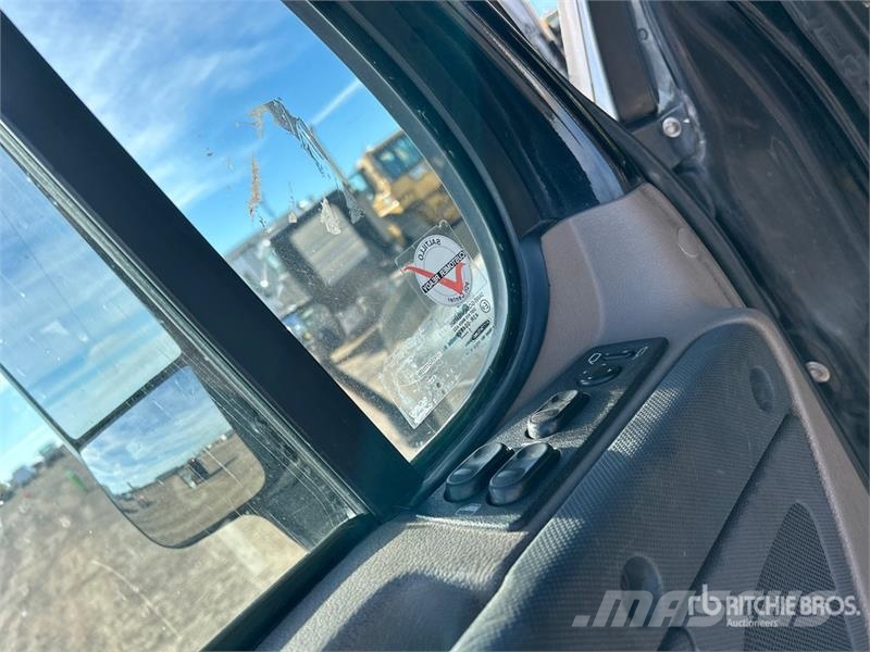 Freightliner Cascadia 125 6x4 T/A Sleeper Truck Tractor Седельные тягачи