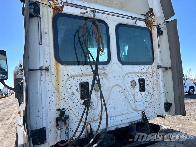 Freightliner Cascadia 125 Тягачі