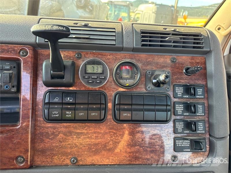 Freightliner Cascadia 125 曳引機組件
