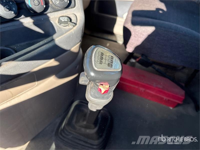 Freightliner Cascadia 125 وحدات الجر