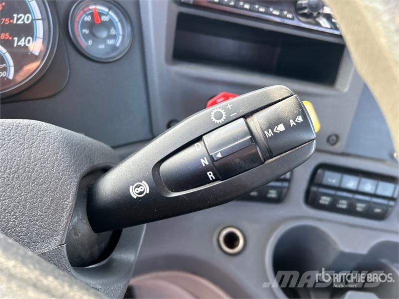 Freightliner Cascadia 125 Седельные тягачи