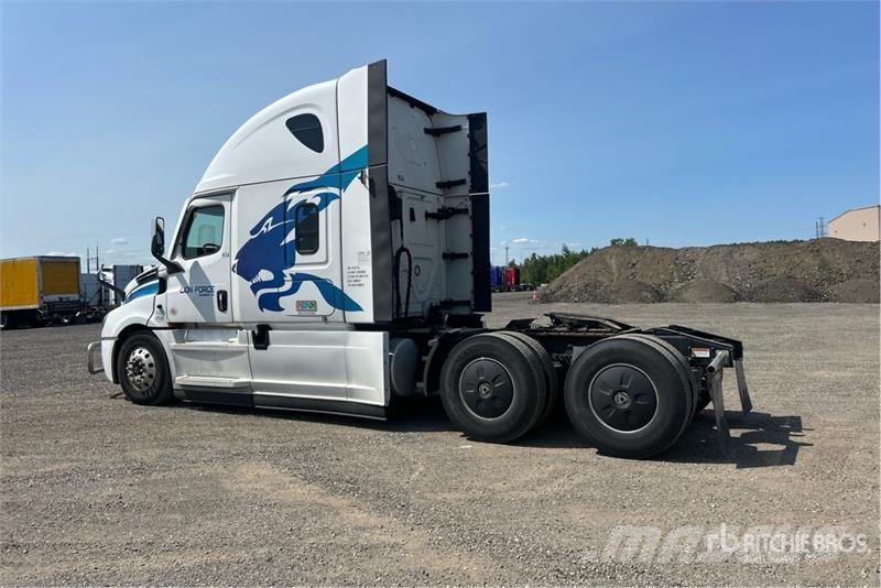 Freightliner Cascadia 126 Naudoti vilkikai