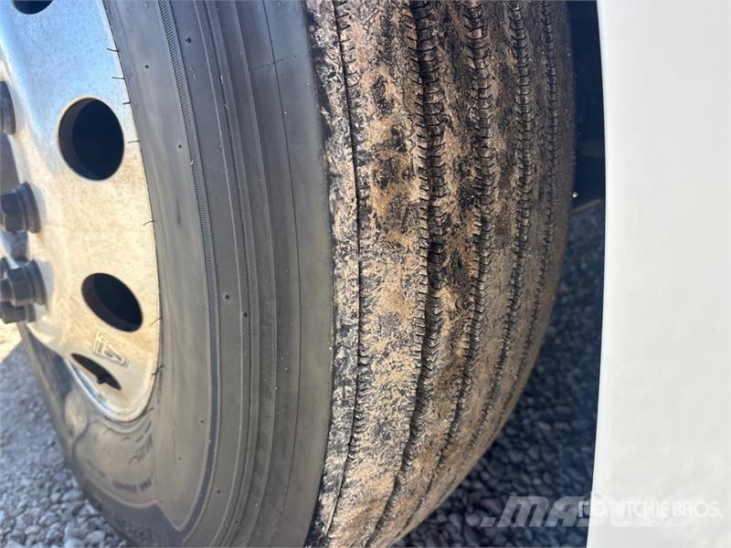 Freightliner Cascadia 126 Trekkers