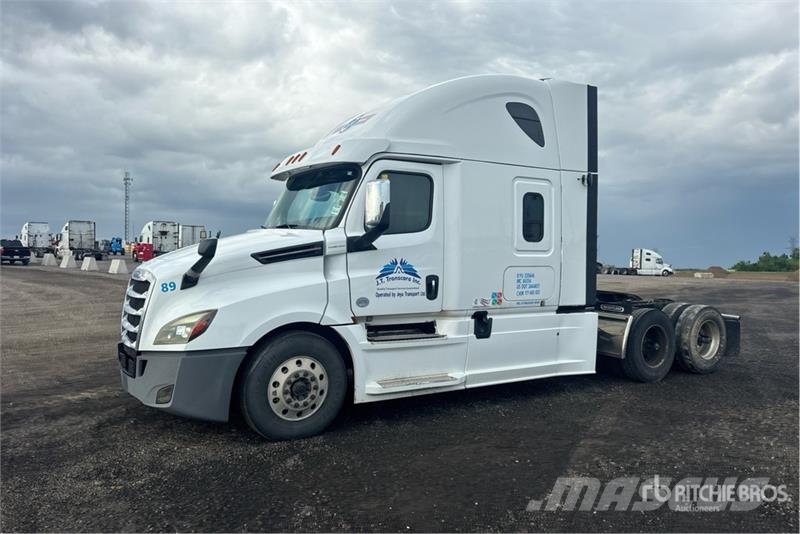 Freightliner Cascadia 126 Prime Movers