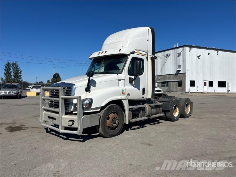 Freightliner Cascadia 125 Naudoti vilkikai