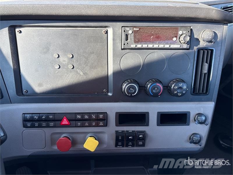 Freightliner Cascadia 126 Sattelzugmaschinen