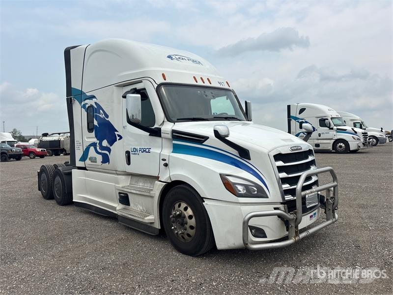 Freightliner Cascadia 126 Naudoti vilkikai