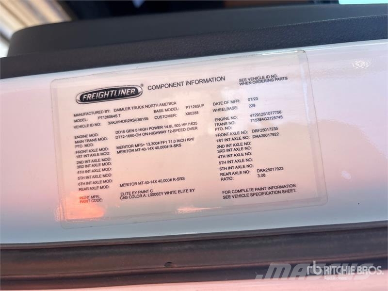 Freightliner Cascadia 126 Тягачі