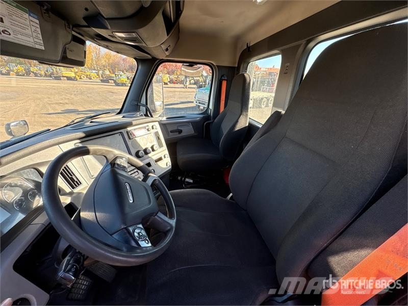 Freightliner Cascadia 126 Sattelzugmaschinen
