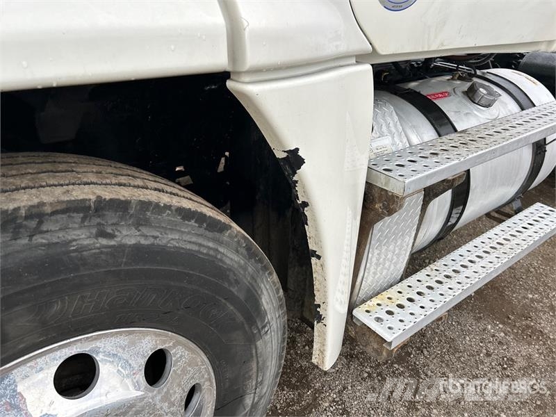 Freightliner Cascadia 125 Седельные тягачи