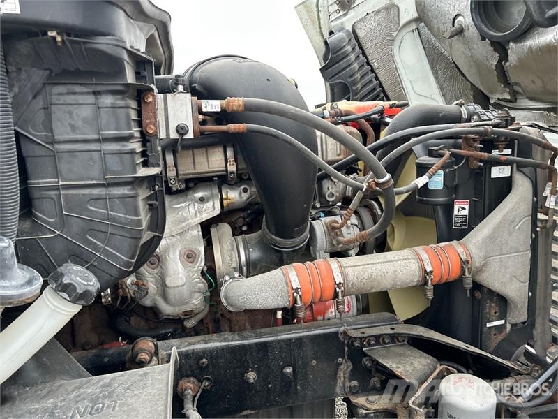 Freightliner Cascadia 125 Седельные тягачи