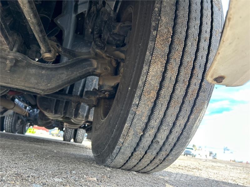 Freightliner Cascadia 126 وحدات الجر