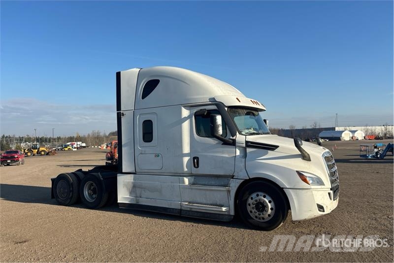 Freightliner Cascadia 126 6x4 T/A Sleeper Truck Tractor Tracteur routier