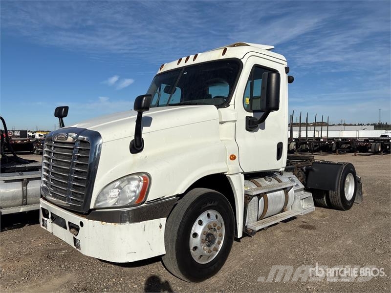 Freightliner Cascadia 125 Τράκτορες