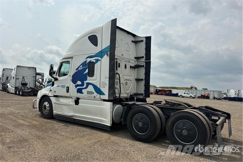 Freightliner Cascadia 126 Naudoti vilkikai