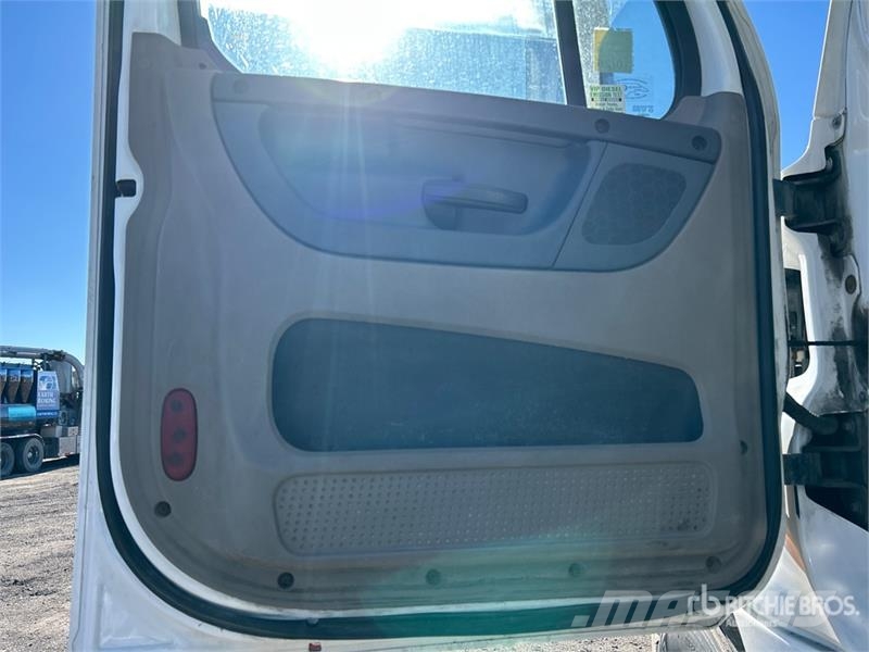 Freightliner Cascadia 125 Тягачі